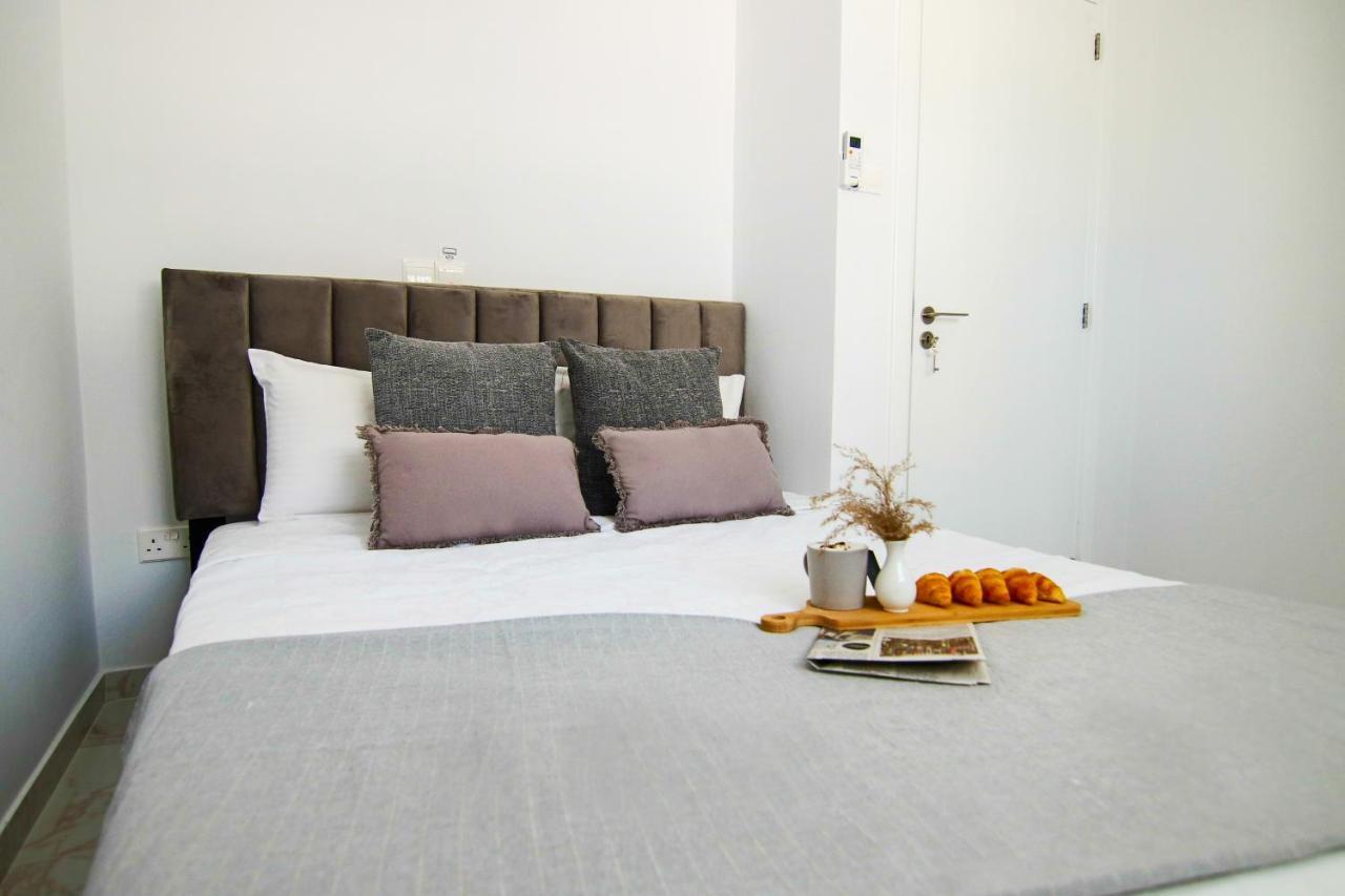 Phaedrus Living Seaside Luxury Flat Athina 21 Apartment Paphos ภายนอก รูปภาพ